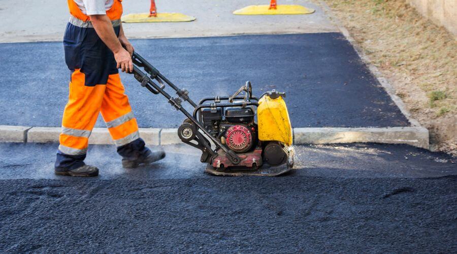 Professional gutter cleaning in New Salem, PA